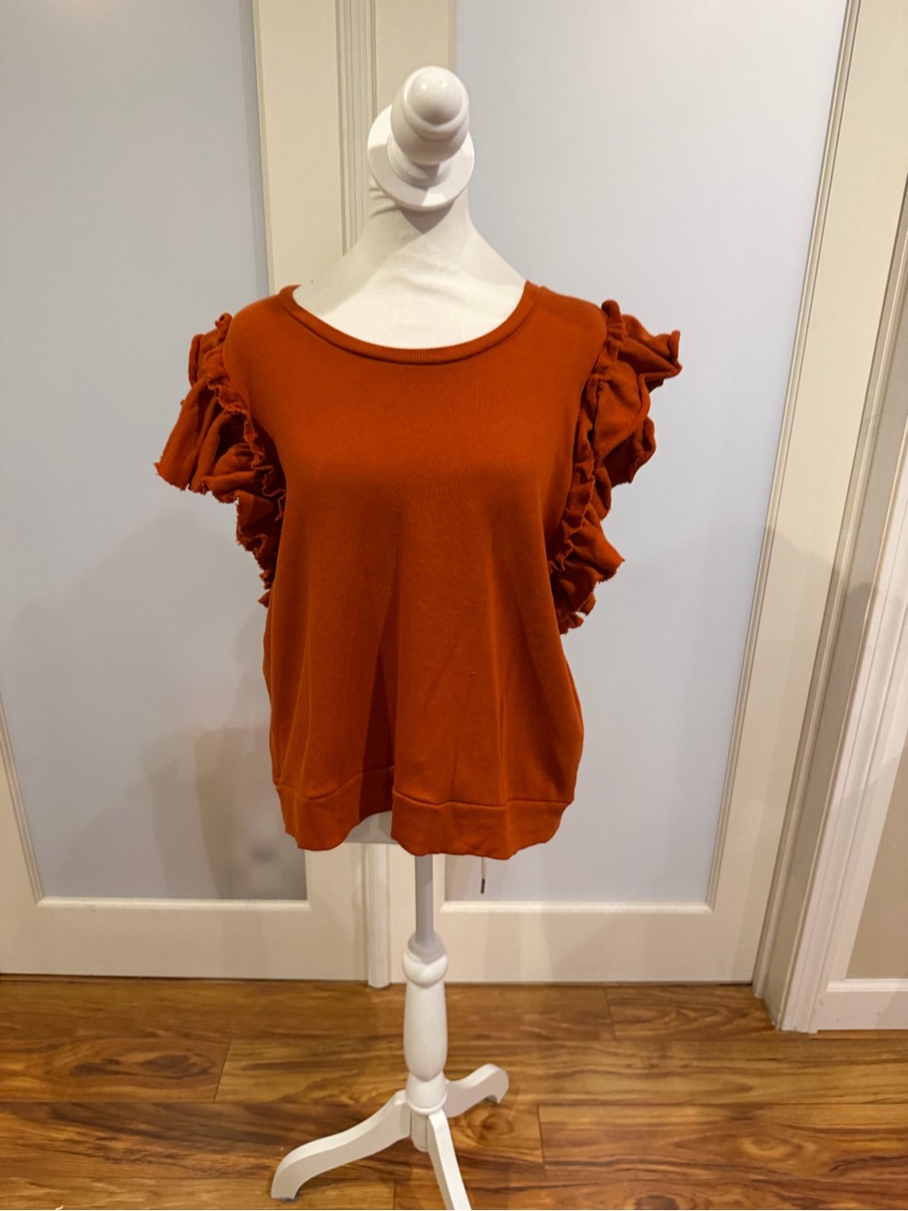 Ruffle Sleeve Sweatshirt Top in Rust